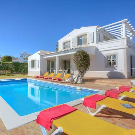 Villa Flor By *